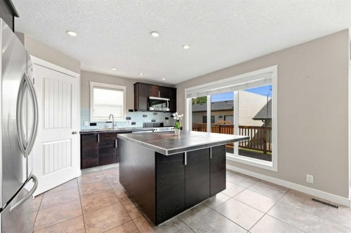 4836 Bowness Road Nw, Calgary, AB 