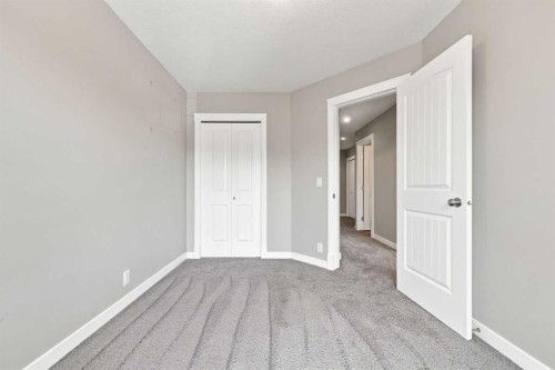 4836 Bowness Road Nw, Calgary, AB 