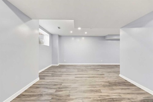 4836 Bowness Road Nw, Calgary, AB 