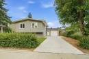 2924 Lathom Crescent Sw, Calgary, AB  - Outdoor 