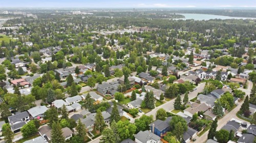 2924 Lathom Crescent Sw, Calgary, AB - Outdoor With View