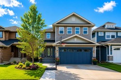 55 Evanspark Circle NW Calgary, AB T3P 0B4