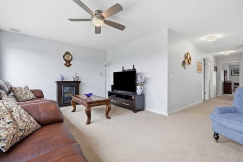 7 Auburn Crest Way Se, Calgary, AB - Indoor Photo Showing Living Room