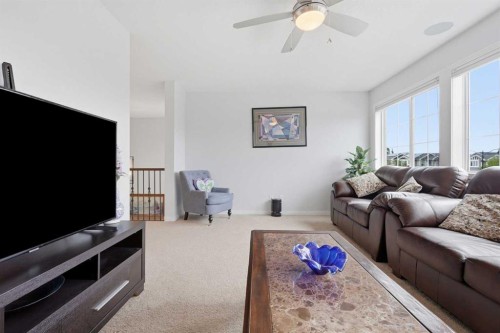 7 Auburn Crest Way Se, Calgary, AB - Indoor Photo Showing Living Room