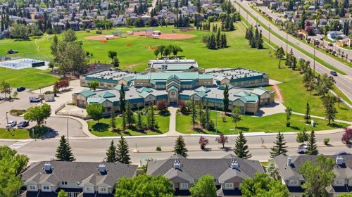 92-388 Sandarac Drive Nw, Calgary, AB 