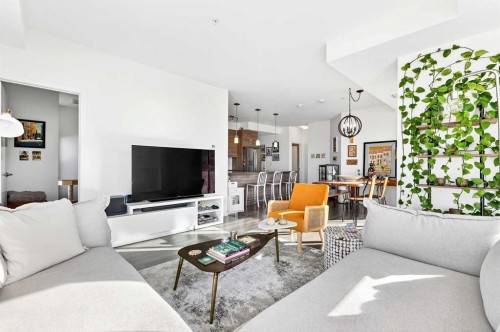 501-122 Mahogany Centre Se, Calgary, AB - Indoor Photo Showing Living Room