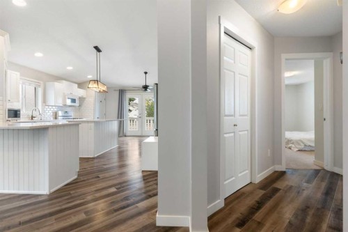 36 Jensen Heights Place Ne, Airdrie, AB - Indoor Photo Showing Other Room