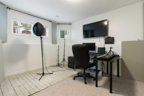 36 Jensen Heights Place Ne, Airdrie, AB - Indoor Photo Showing Other Room