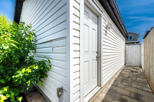216 Taracove Road Ne, Calgary, AB 