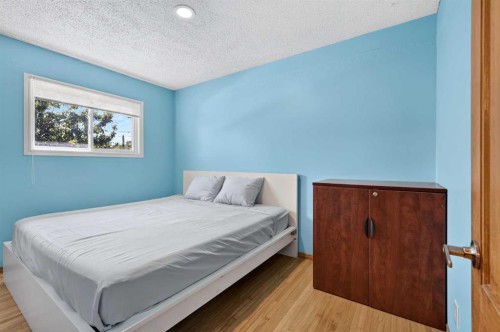 2018 Cottonwood Crescent Se, Calgary, AB - Indoor Photo Showing Bedroom
