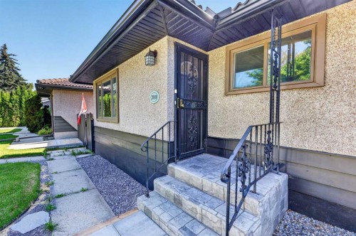 2018 Cottonwood Crescent Se, Calgary, AB - Outdoor With Deck Patio Veranda With Exterior