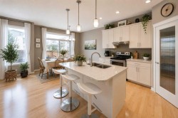 28 Cranarch Crescent SE Calgary, AB T3M 2J2