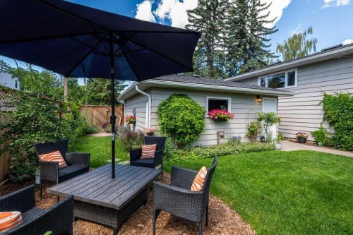 76 Chinook Drive Sw, Calgary, AB - Outdoor With Deck Patio Veranda With Exterior