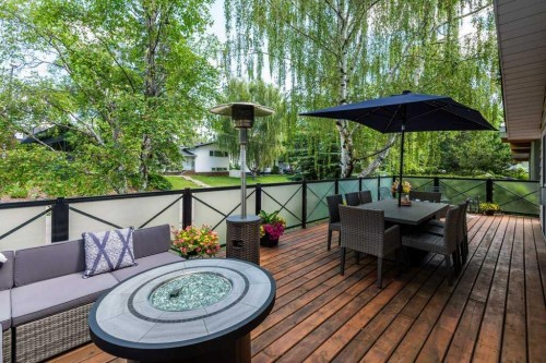 76 Chinook Drive Sw, Calgary, AB - Outdoor With Deck Patio Veranda With Exterior