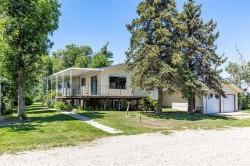 116 Centre Street Arrowwood, AB T0L 0B0