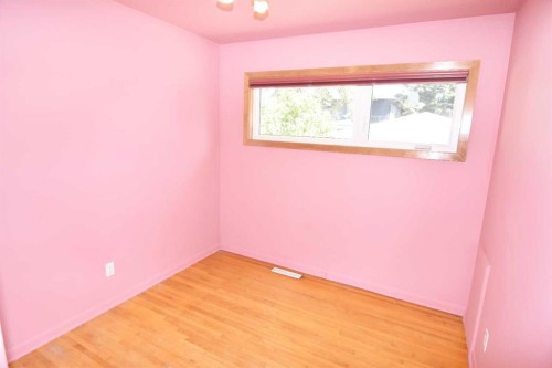 36 Cheyenne Crescent Nw, Calgary, AB - Indoor Photo Showing Other Room
