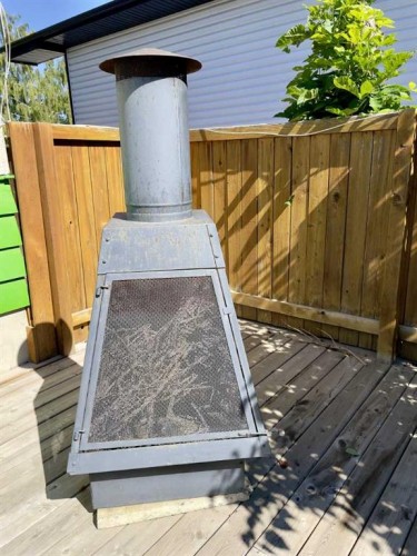 36 Cheyenne Crescent Nw, Calgary, AB - Outdoor With Deck Patio Veranda With Exterior