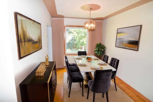 36 Cheyenne Crescent Nw, Calgary, AB - Indoor Photo Showing Dining Room