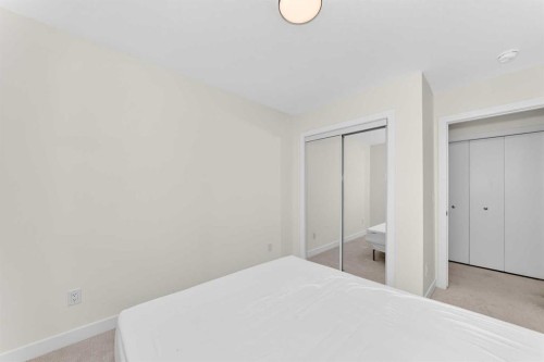 308-135 Belmont Passage Sw, Calgary, AB - Indoor Photo Showing Bedroom
