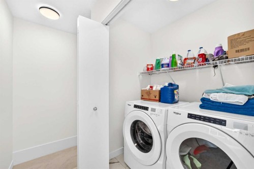 308-135 Belmont Passage Sw, Calgary, AB - Indoor Photo Showing Laundry Room