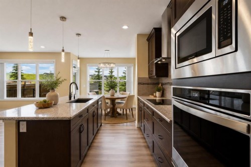 284 Nolancrest Heights Nw, Calgary, AB - Indoor Photo Showing Kitchen With Upgraded Kitchen
