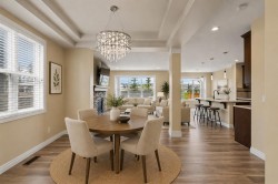 284 Nolancrest Heights NW Calgary, AB T3R 0V8