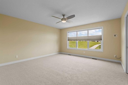 284 Nolancrest Heights Nw, Calgary, AB - Indoor Photo Showing Other Room