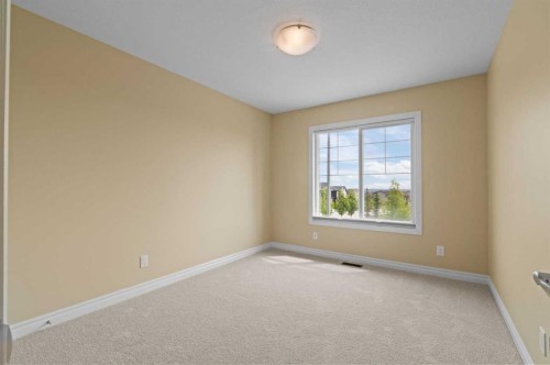 284 Nolancrest Heights Nw, Calgary, AB - Indoor Photo Showing Other Room