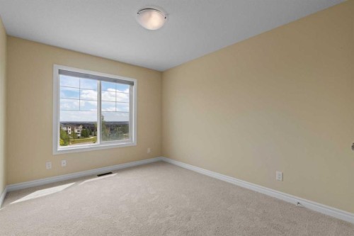 284 Nolancrest Heights Nw, Calgary, AB - Indoor Photo Showing Other Room