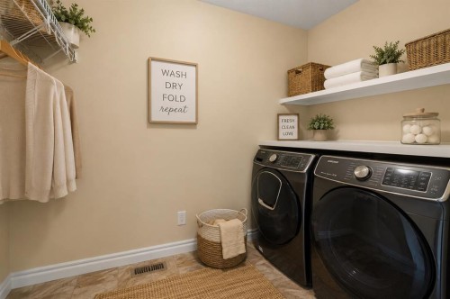 284 Nolancrest Heights Nw, Calgary, AB - Indoor Photo Showing Laundry Room