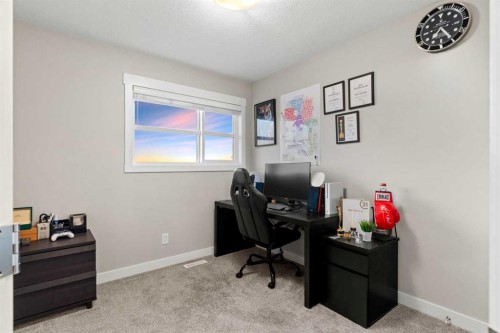 130 Skyview Circle Ne, Calgary, AB 