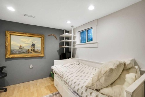1141 Regent Crescent Ne, Calgary, AB 