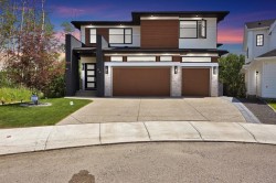 34 rockford Park NW Calgary, AB T3G 0G7