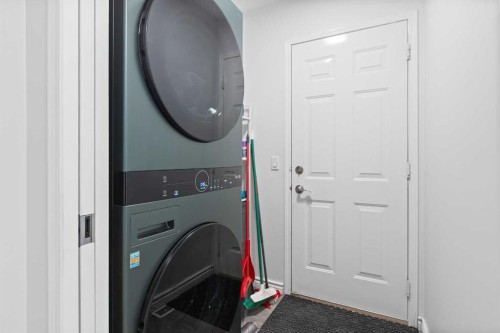81 Royal Crest Terrace Nw, Calgary, AB - Indoor