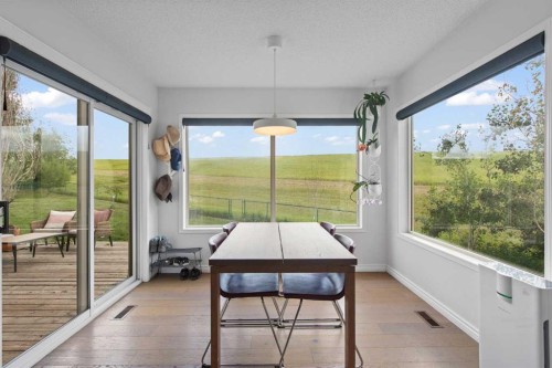 81 Royal Crest Terrace Nw, Calgary, AB - Indoor Photo Showing Other Room