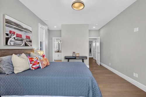 11 Elveden Place Sw, Calgary, AB - Indoor Photo Showing Bedroom