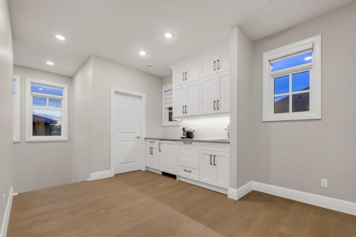 11 Elveden Place Sw, Calgary, AB - Indoor