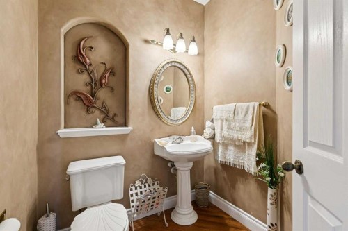 85 Mt Douglas Circle Se, Calgary, AB - Indoor Photo Showing Bathroom