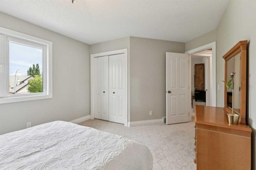 85 Mt Douglas Circle Se, Calgary, AB - Indoor Photo Showing Bedroom