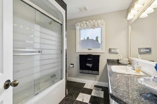 85 Mt Douglas Circle Se, Calgary, AB - Indoor Photo Showing Bathroom