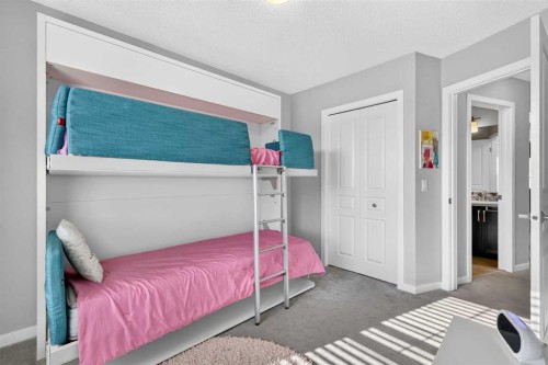 213 Auburn Meadows Way Se, Calgary, AB - Indoor Photo Showing Bedroom