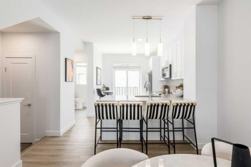 90 Heirloom Passage Se, Calgary, AB - Indoor