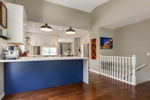 32 Berkley Place Nw, Calgary, AB - Indoor