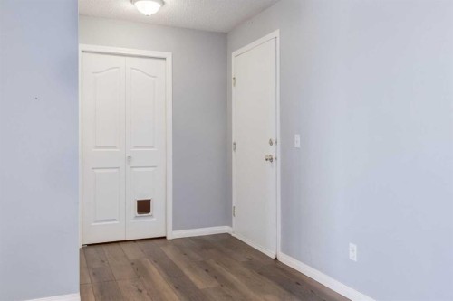 1319-8810 Royal Birch Boulevard Nw, Calgary, AB - Indoor Photo Showing Other Room