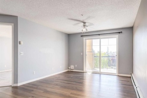1319-8810 Royal Birch Boulevard Nw, Calgary, AB - Indoor Photo Showing Other Room