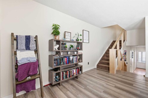 443 Brae Glen Crescent Sw, Calgary, AB - Indoor Photo Showing Other Room