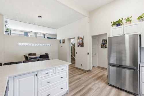 443 Brae Glen Crescent Sw, Calgary, AB - Indoor Photo Showing Other Room
