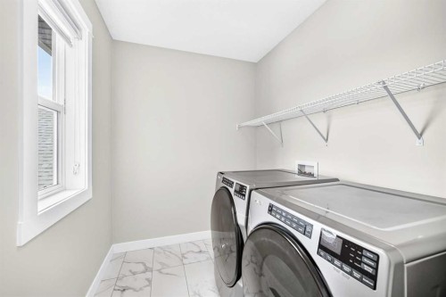 137 Creekside Way Sw, Calgary, AB 