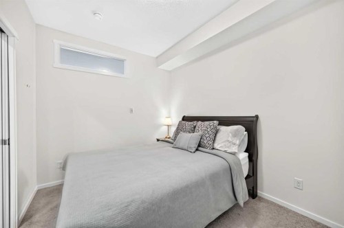 4207-215 Legacy Boulevard Se, Calgary, AB - Indoor Photo Showing Bedroom
