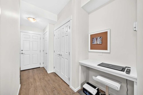 4207-215 Legacy Boulevard Se, Calgary, AB - Indoor Photo Showing Other Room